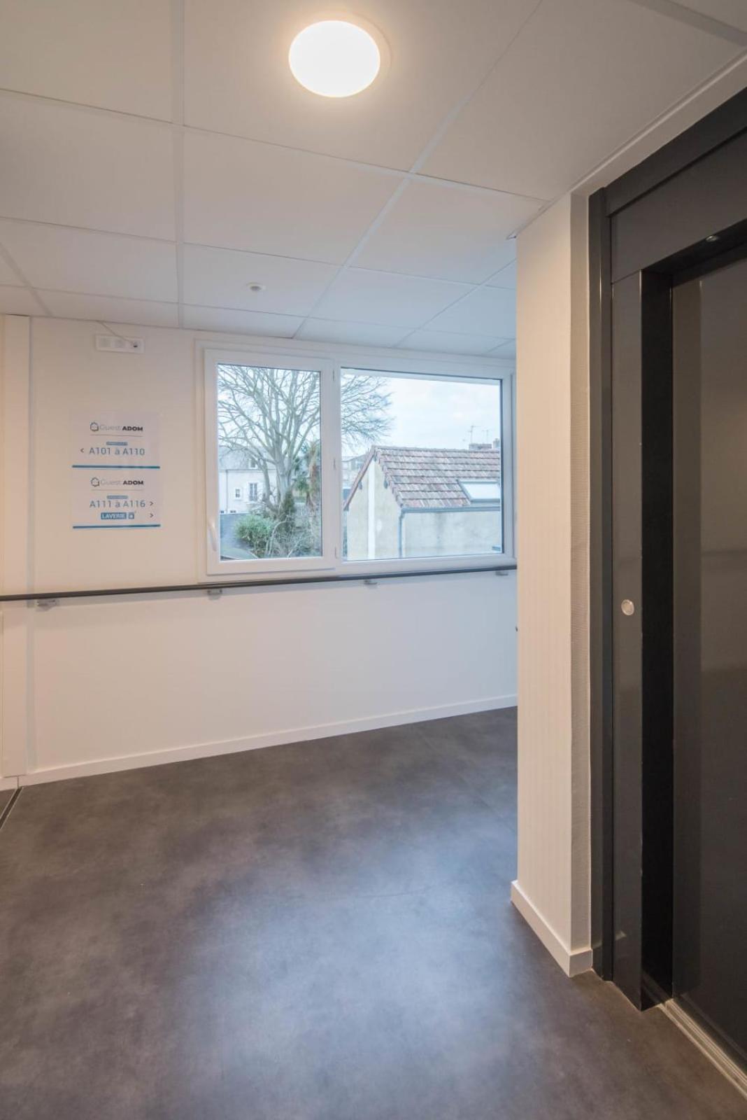 Appartement Theo - Proche Gare,wifi,arrivée 24 24 Le Mans